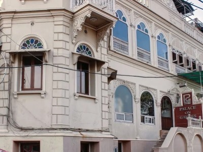 Palace on Ganges Hotel
