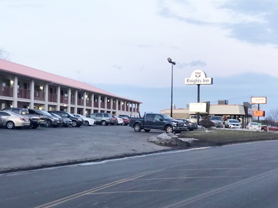 Гостиница Knights Inn Oswego