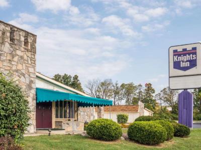 Гостиница Knights Inn Franklin, Oh