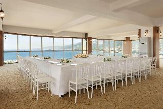 Гостиница Ramada by Wyndham Iskenderun