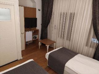 Hotel Jakaranda