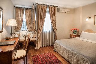 Hotel Sari Konak