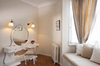 Hotel Sari Konak