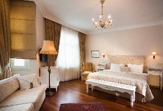 Hotel Sari Konak