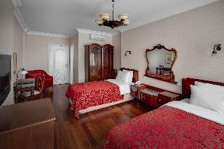 Hotel Sari Konak