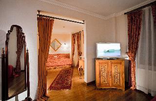 Hotel Sari Konak