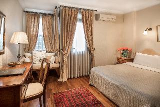 Hotel Sari Konak