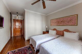 Hotel Sari Konak