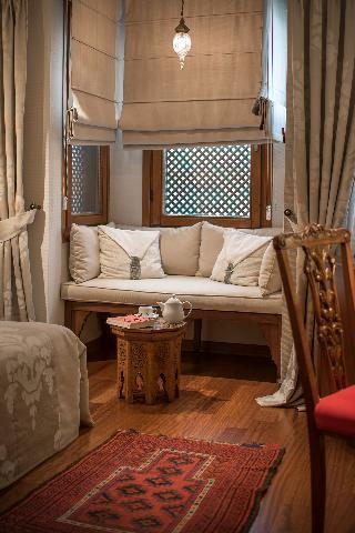 Hotel Sari Konak