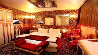 Sultan Tughra Hotel