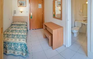 Гостиница GHT Balmes - Apartaments & Splash