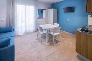 Гостиница GHT Balmes - Apartaments & Splash