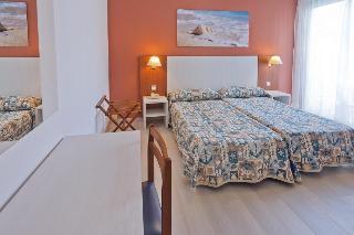 Гостиница GHT Balmes - Apartaments & Splash