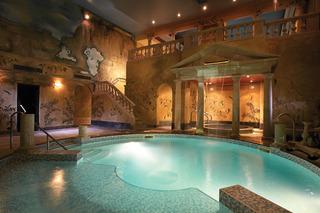 Гостиница Rowhill Grange Hotel & Utopia Spa
