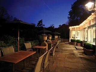 Гостиница Rowhill Grange Hotel & Utopia Spa