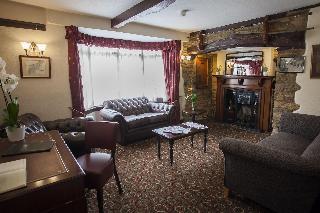 Гостиница The Poplars Hotel
