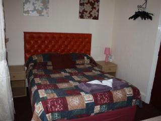 Гостиница The May-dene Hotel