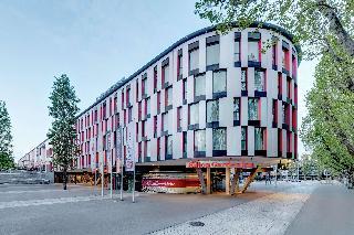 Гостиница Hilton Garden Inn Stuttgart NeckarPark