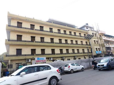 Hotel Oyo 24951 Vaibhav Palace