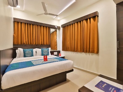 Hotel Oyo 13032 Shiv Sagar Palace