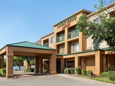 Гостиница Courtyard By Marriott Lubbock