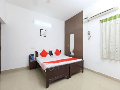 Гостиница Oyo 20004 Silverkey Kodambakkam