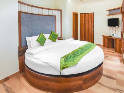 Hotel Treebo Saffron Varanasi