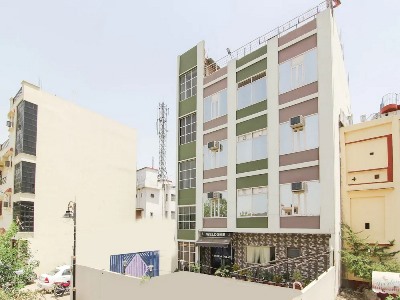 Hotel Oyo 6252 Deepak Palace