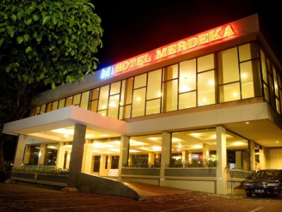 Гостиница Merdeka Madiun