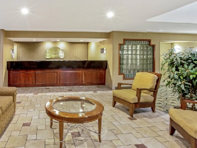 Гостиница La Quinta Inn Ste Appleton College Ave