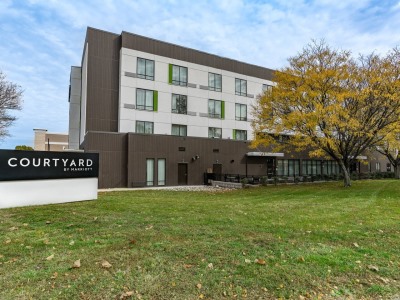 Hotel Courtyard By Marriott West Springfield