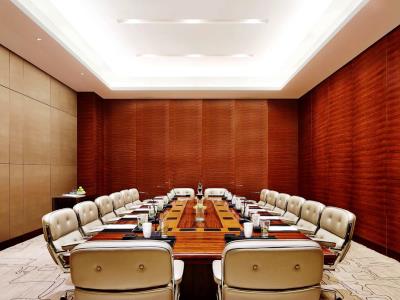 Гостиница Sheraton Grand Zhengzhou