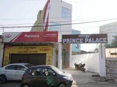 Hotel Oyo 17389 Prince Palace