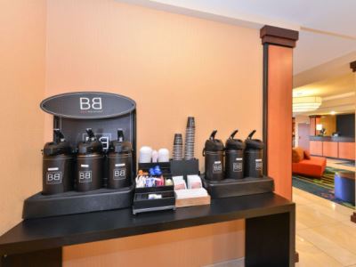 Гостиница Fairfield Inn And Suites West / Hilliard