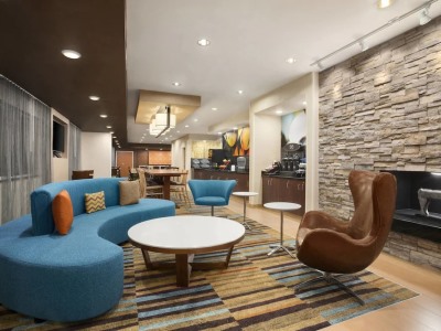 Гостиница Fairfield Ste Minneapolis-St. Paul Aprt