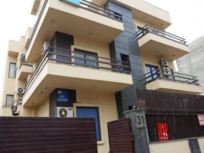 Hotel Oyo 11656 Shivam Residencies