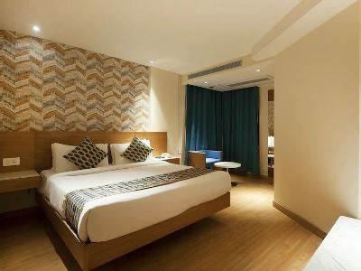 Hotel The Orion Plaza