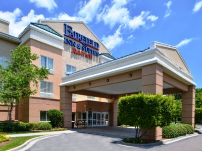 Hotel Fairfield Inn And Suites/University Area