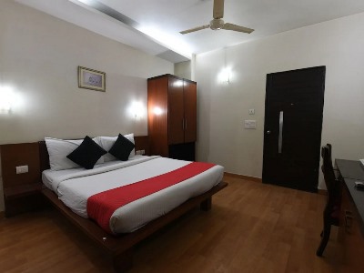 Hotel Edition O 30065 Regale Inn
