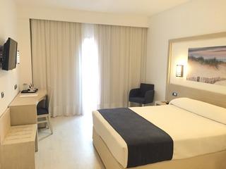 Гостиница Spa Cadiz Plaza