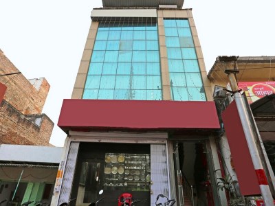 Hotel Oyo 3996 Hkj Residency