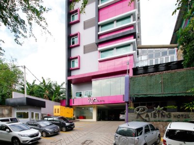Hotel Reddoorz Premium Near Nipah Mall