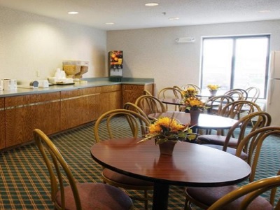 Гостиница Americas Best Value Inn Spring Hill