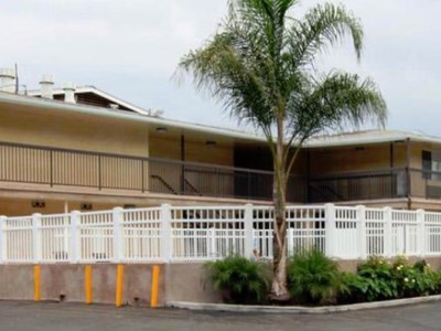 Гостиница Americas Best Value Inn Riverside