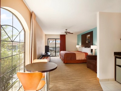 Hotel Super 8 By Wyndham Indio