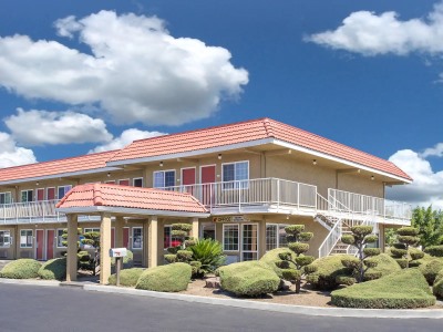 Гостиница Days Inn By Wyndham Turlock