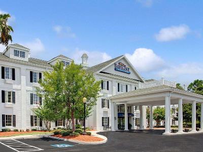 Гостиница Baymont By Wyndham Ormond Beach