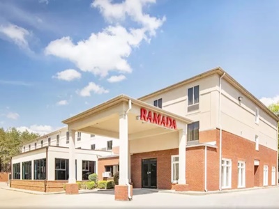 Hotel Ramada By Wyndham Alpharetta