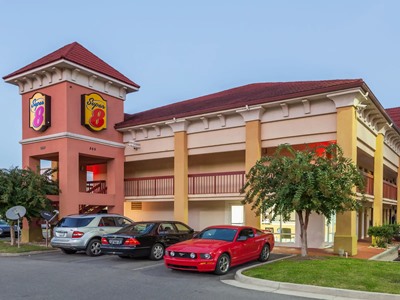 Hotel Super 8 Dalton/Convention Center Area