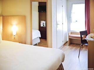 Hotel ibis Avignon Centre Pont de l'Europe